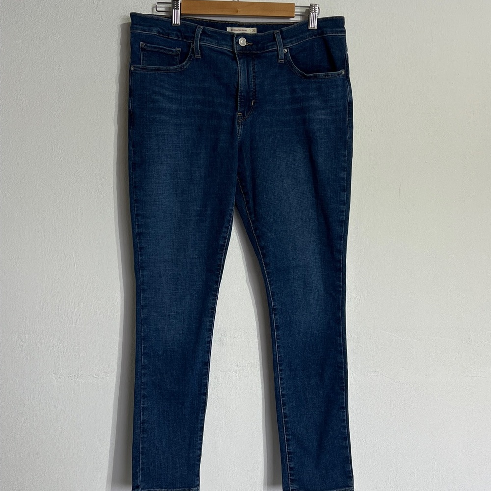 Levi's Women's Skinny Jeans in Deep Blue